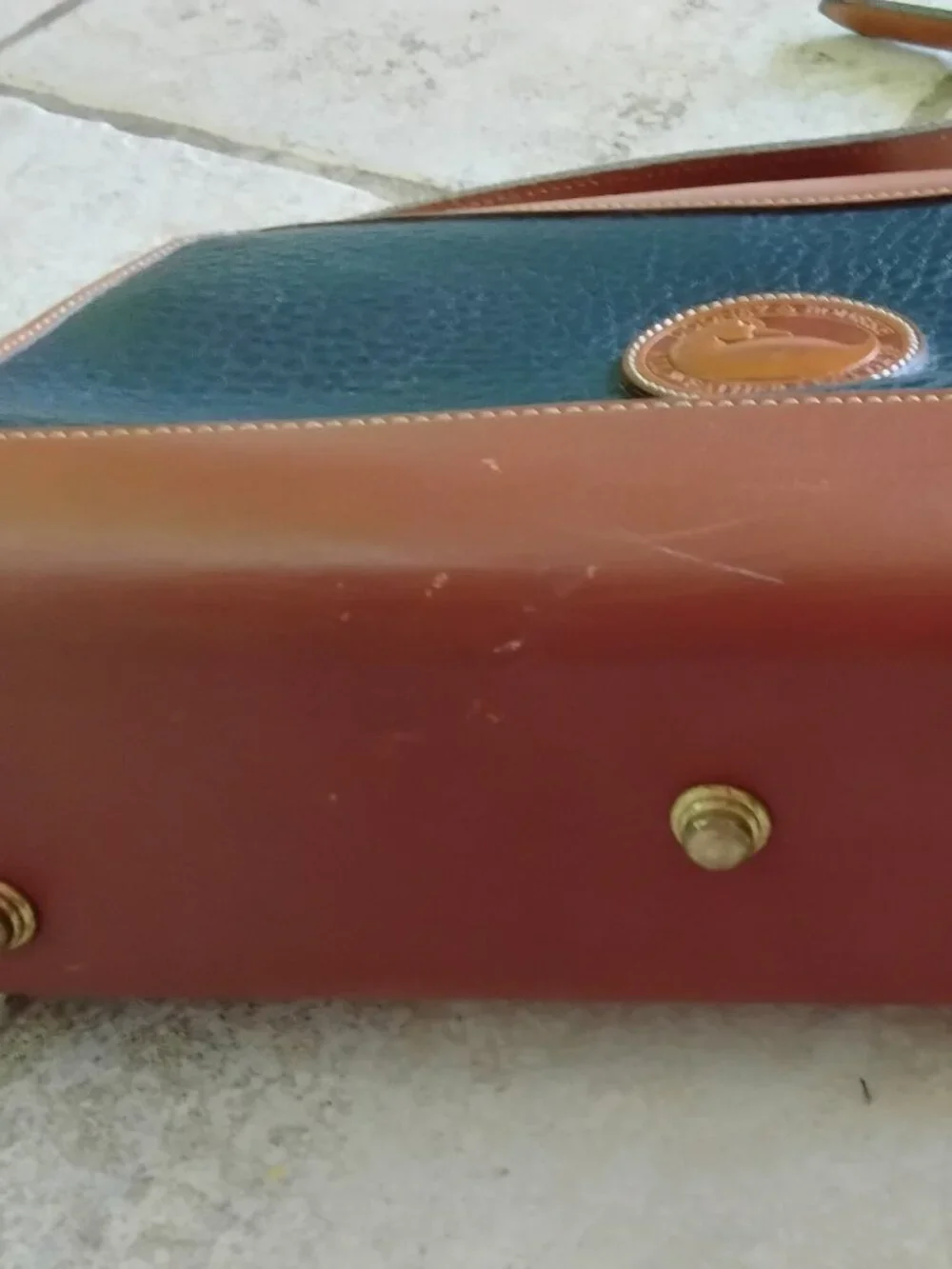 Dooney&Bourke vintage leather brown black adjustable belt strap crossbody   bag
